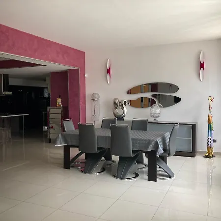 Arboré Villa *
