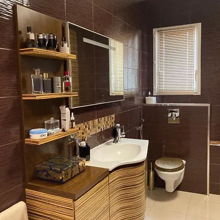 Hotel Arbore *