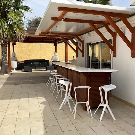 Arbore Villa